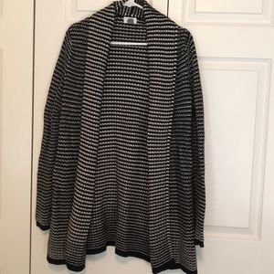 Black & White Knit Open Front Cardigan Sweater